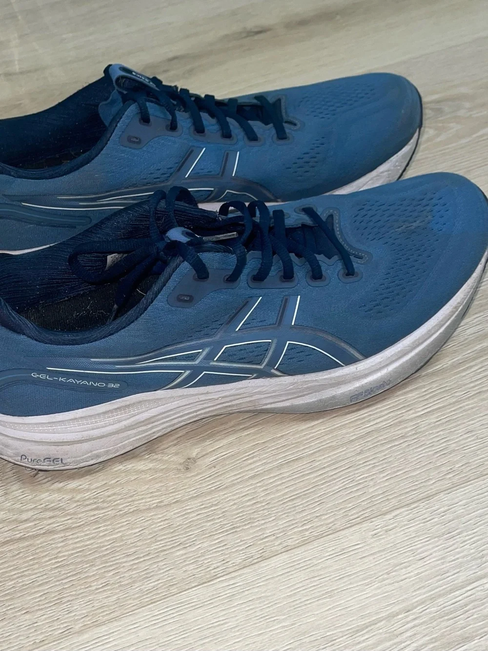 ASICS GEL- Kayano Men’s Size 14 Blue Running Shoes
